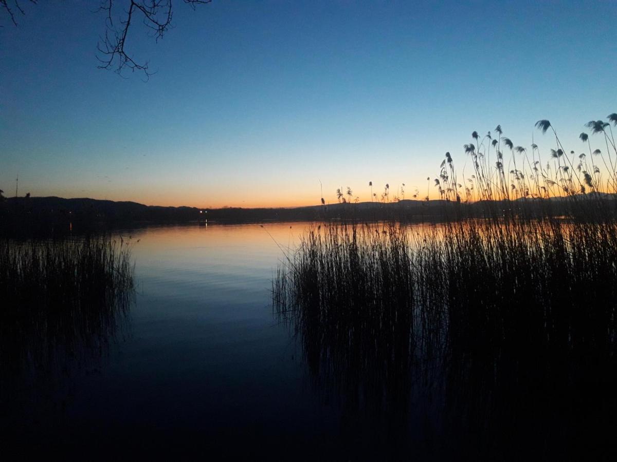 Tramonto Al Lago Gavirate Exterior photo